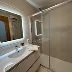 Elegant With Swimming Pool 빌라