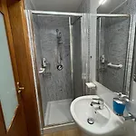 Villa Elegant With Swimming Pool