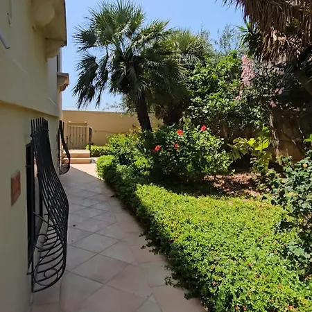 Elegant With Swimming Pool Is-Swieqi